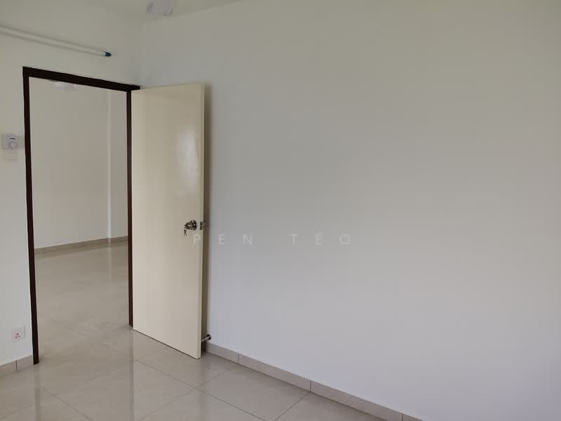 Pangsapuri untuk Disewa di Desa Indah Block 33 - Pen Teo - PropertyGuru.com.my