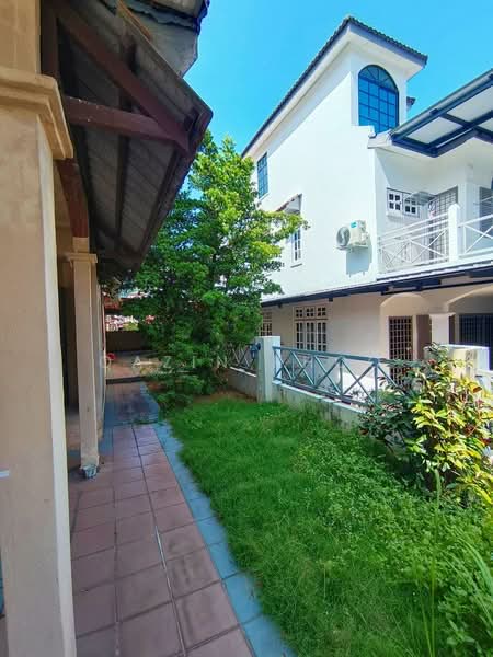2.5-storey Terraced House for Sale in Gunung Rapat (Ipoh) - Qazin Khoo - Exterior - PropertyGuru.com.my