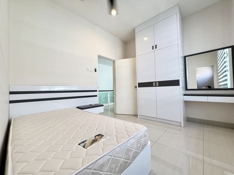 For Sale - Tun Aminah Tuns Aminahs