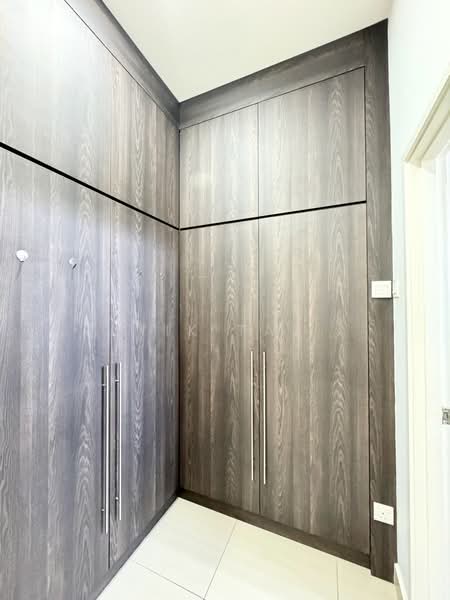 For Sale - Tun Aminah Tuns Aminahs