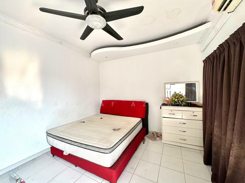 2-storey Terraced House for Sale in Taman Pendamar Indah 2 (Klang) - Ashraf Azwan - Bedroom - PropertyGuru.com.my