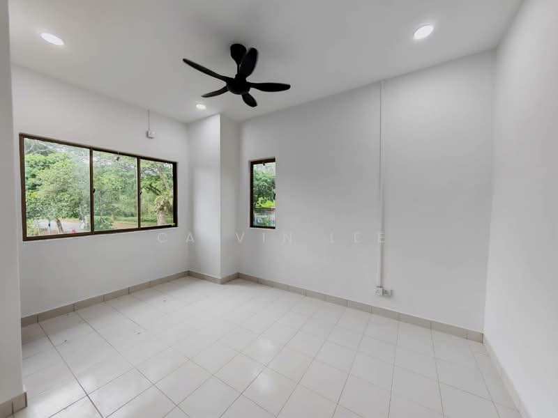 Rumah Teres 2 Tingkat untuk Dijual di Taman Puteri Wangsa (Ulu Tiram) - Calvin Lee - PropertyGuru.com.my