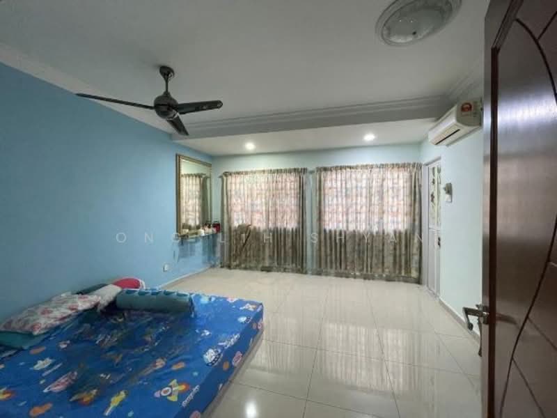 2-storey Terraced House for Sale in Taman Skudai Baru (Skudai) - Ong Lih Shyan - Bedroom - PropertyGuru.com.my