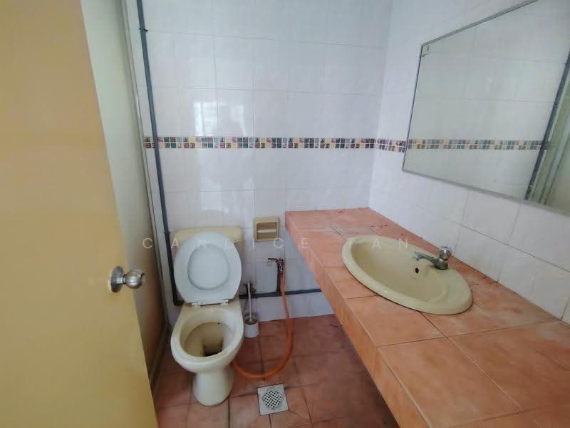 Condominium for Sale at Dataran Prima - Candice Tan - Bathroom - PropertyGuru.com.my
