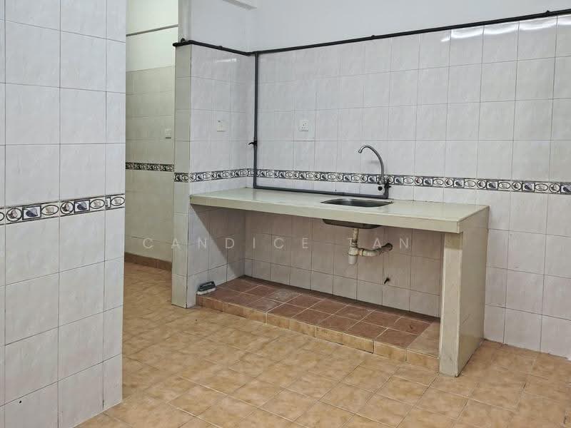 Kondominium untuk Dijual di Dataran Prima - Candice Tan - Kitchen - PropertyGuru.com.my