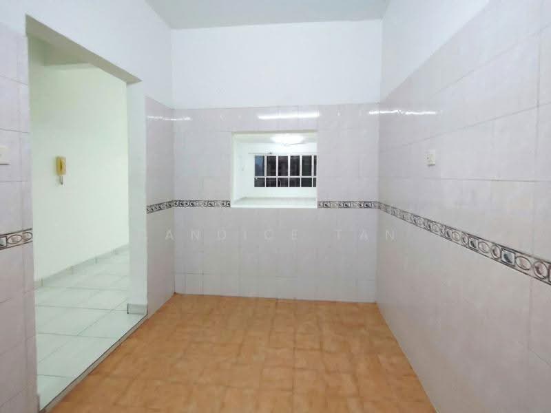 Kondominium untuk Dijual di Dataran Prima - Candice Tan - Kitchen - PropertyGuru.com.my