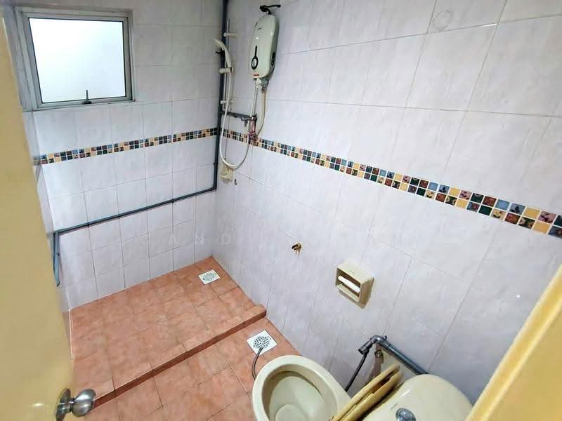 Kondominium untuk Dijual di Dataran Prima - Candice Tan - Bathroom - PropertyGuru.com.my