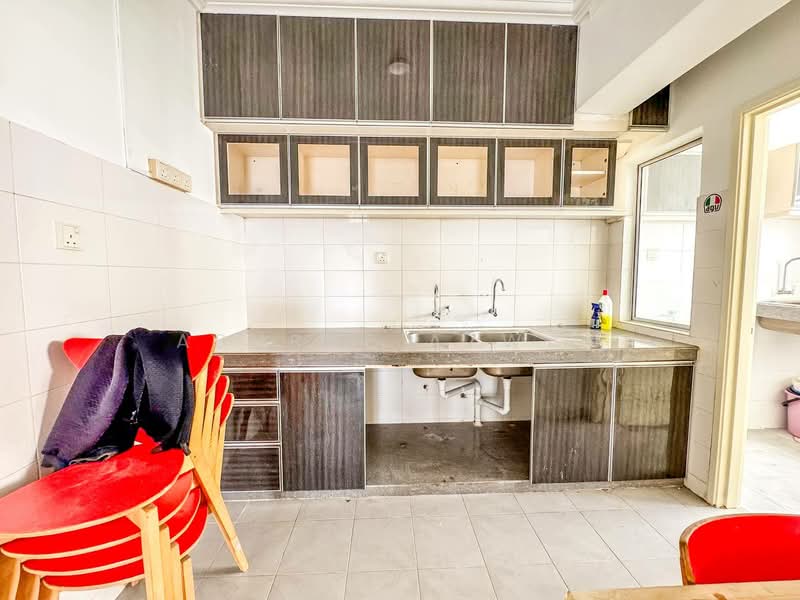 Servis Apartment untuk Dijual di Suri Puteri - Ashraf Azwan - Kitchen - PropertyGuru.com.my