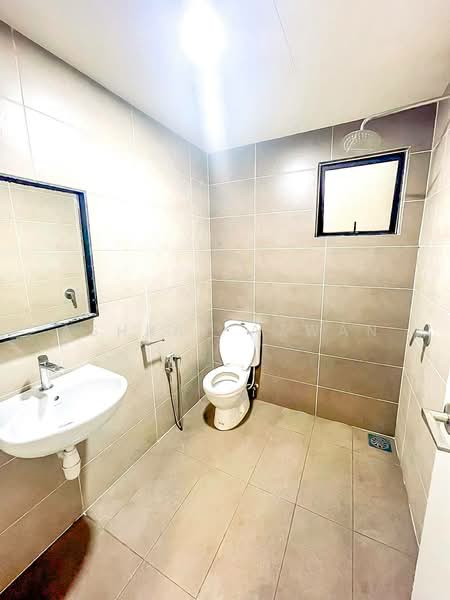 Condominium for Sale at The Greens (Residensi Hijauan) @ Subang West - Ashraf Azwan - Bathroom - PropertyGuru.com.my