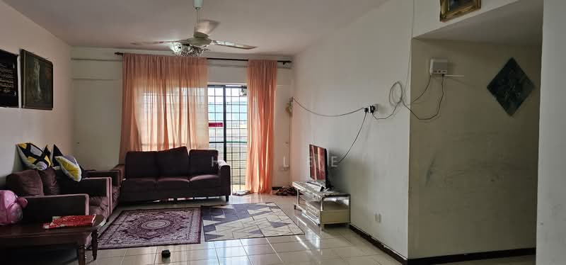 Condominium for Sale at Idaman Putera - HL Lee - Living Room - PropertyGuru.com.my