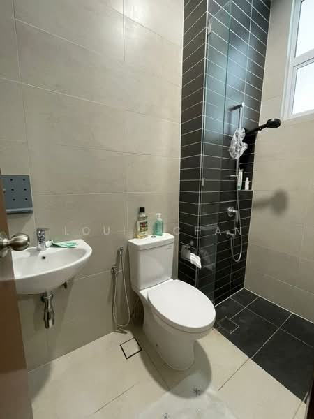 Semi-Detached House for Sale in Setia Eco Park (Setia Alam) - Louis Chan - Bathroom - PropertyGuru.com.my