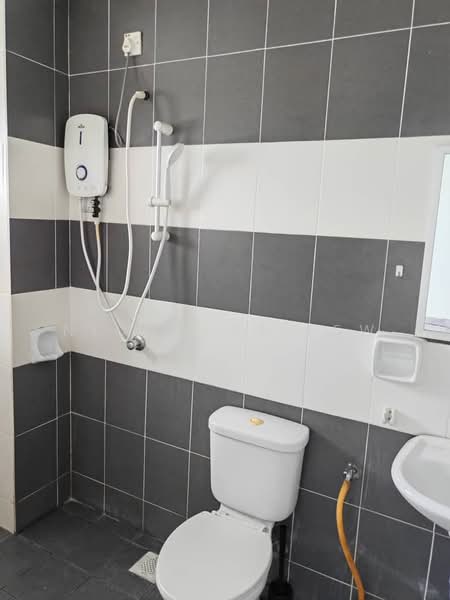 Condominium for Rent at Mutiara Residence - Nicholas Lew - Bathroom - PropertyGuru.com.my