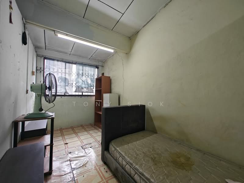 2-storey Terraced House for Sale in Bandar Baru Permas Jaya (Permas Jaya) - Tony Siok - Bedroom - PropertyGuru.com.my