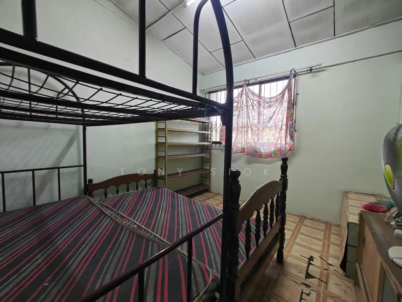 2-storey Terraced House for Sale in Bandar Baru Permas Jaya (Permas Jaya) - Tony Siok - Bedroom - PropertyGuru.com.my
