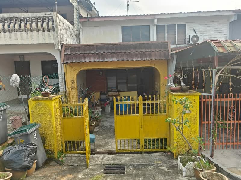 2-storey Terraced House for Sale in Bandar Baru Permas Jaya (Permas Jaya) - Tony Siok - Exterior - PropertyGuru.com.my