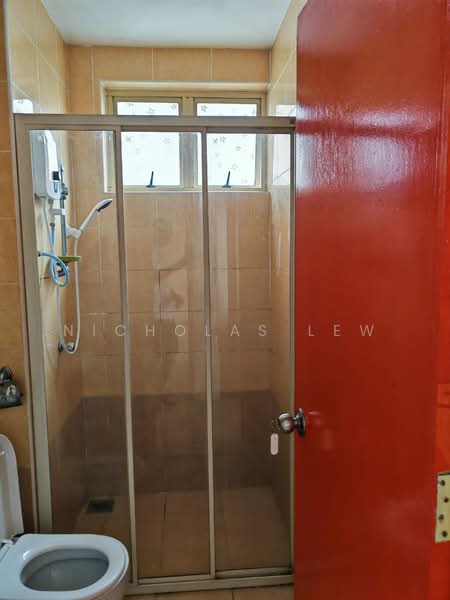Condominium for Rent at East Lake Residence - Nicholas Lew - Bathroom - PropertyGuru.com.my