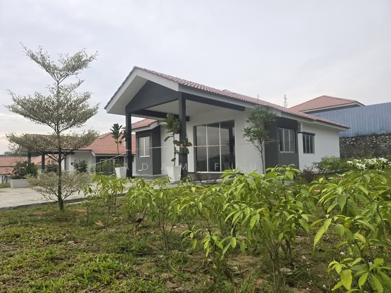 Bungalow for Sale in Kampung Bukit Kapar (Kapar) - Adam Fuu - Exterior - PropertyGuru.com.my