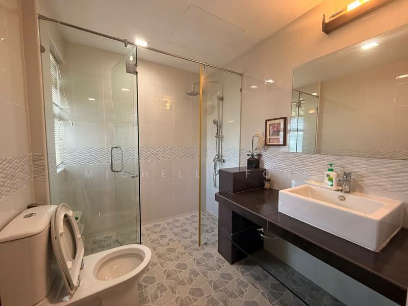 Kondominium untuk Dijual di Indah Samudra Condominium - Michelle Fong - Bathroom - PropertyGuru.com.my