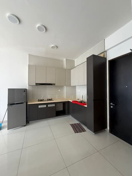 Service Residence for Rent at Amberside @ Country Garden Danga Bay - Jee Hui - PropertyGuru.com.my