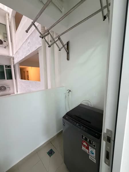 Condominium for Rent at i-Santorini - Jeanie Lim - Balcony - PropertyGuru.com.my