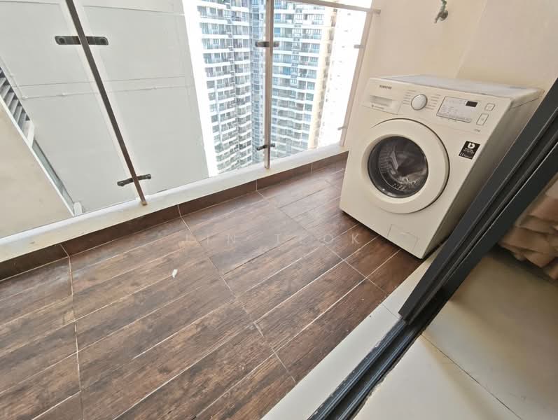 Condominium for Rent at Amberside @ Country Garden Danga Bay - Jin Teok - Balcony - PropertyGuru.com.my