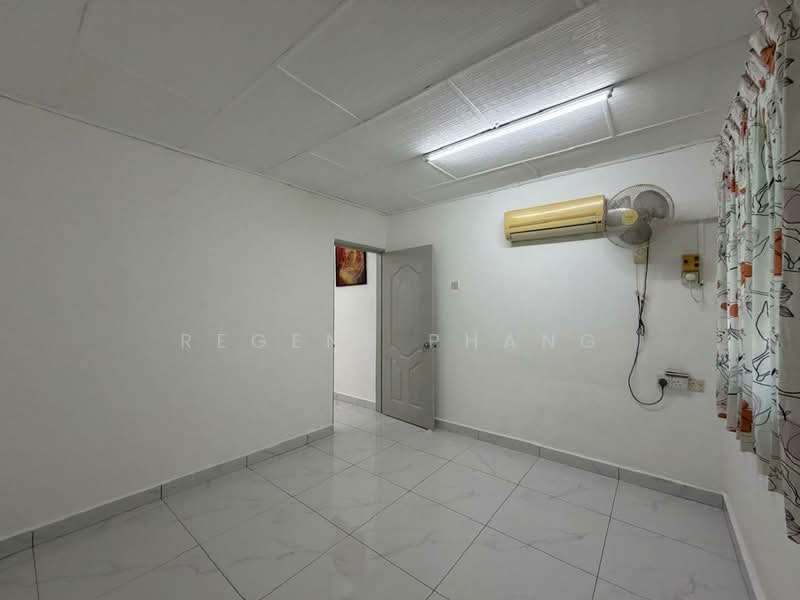 2-storey Terraced House for Sale in SS3 (Petaling Jaya) - Regene Phang - Interior - PropertyGuru.com.my