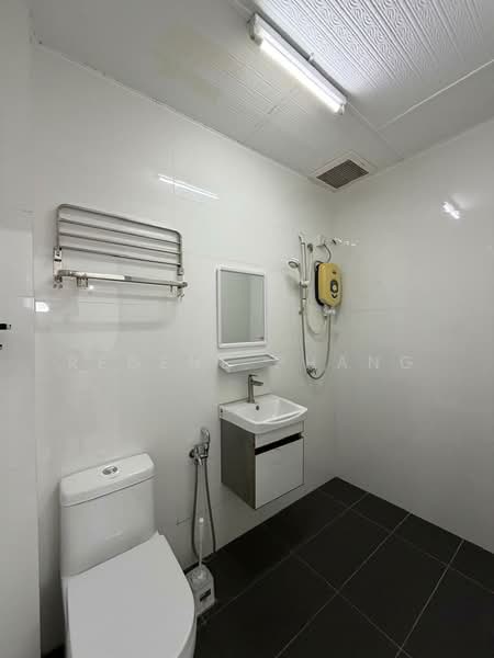 2-storey Terraced House for Sale in SS3 (Petaling Jaya) - Regene Phang - Bathroom - PropertyGuru.com.my