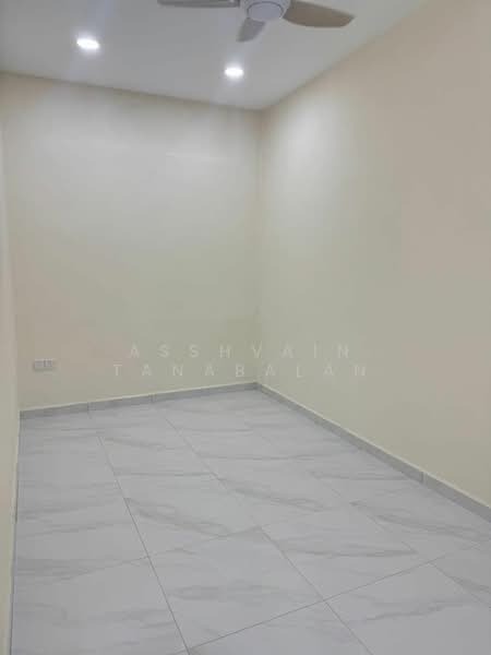 Rumah Teres 1 Tingkat untuk Dijual di Taman Dato Penggawa Barat (Tampoi) - Asshvain Tanabalan - Interior - PropertyGuru.com.my