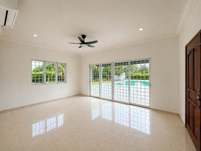 Bungalow for Rent in Leisure Farm (Gelang Patah) - Jin Teok - Living Room - PropertyGuru.com.my