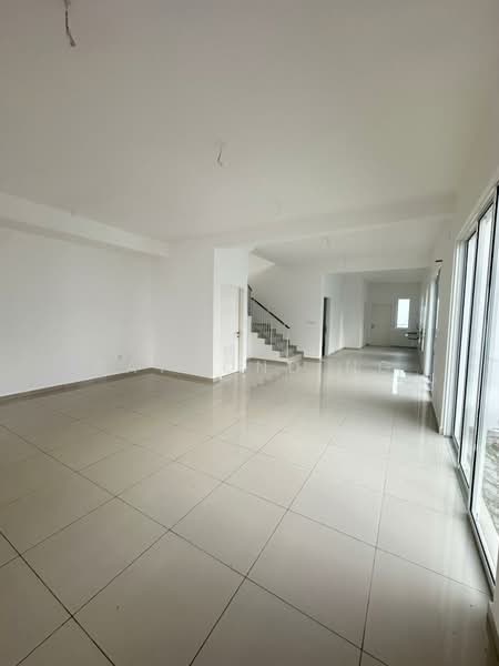 2-storey Terraced House for Rent in Bandar Sri Sendayan (Negeri Sembilan) - Raymond Ng - Living Room - PropertyGuru.com.my