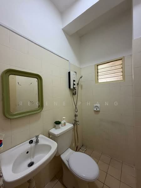 2-storey Terraced House for Sale in Tropicana (Petaling Jaya) - Regene Phang - Bathroom - PropertyGuru.com.my