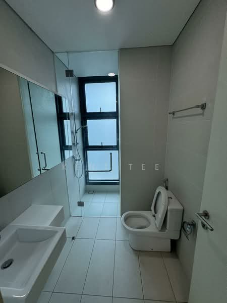Service Residence for Rent at Vogue Suites One - Kent Tee - Bathroom - PropertyGuru.com.my