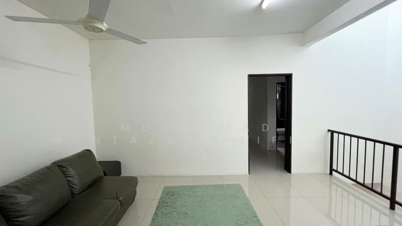 Rumah Teres 2 Tingkat untuk Disewa di Sepang (Selangor) - MUHAMMAD MUNTAZAR ARIFF JOHOR - Living Room - PropertyGuru.com.my