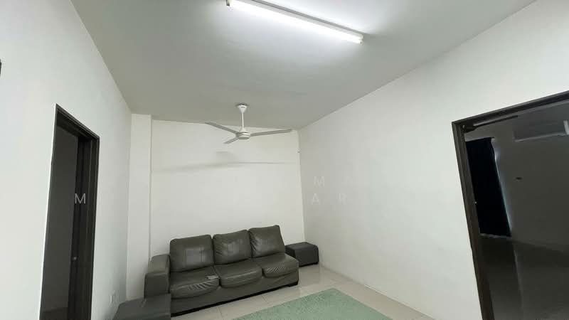 Rumah Teres 2 Tingkat untuk Disewa di Sepang (Selangor) - MUHAMMAD MUNTAZAR ARIFF JOHOR - Living Room - PropertyGuru.com.my