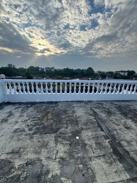 Rumah Teres 2 Tingkat untuk Dijual di Skudai (Johor) - Betty Ng - PropertyGuru.com.my