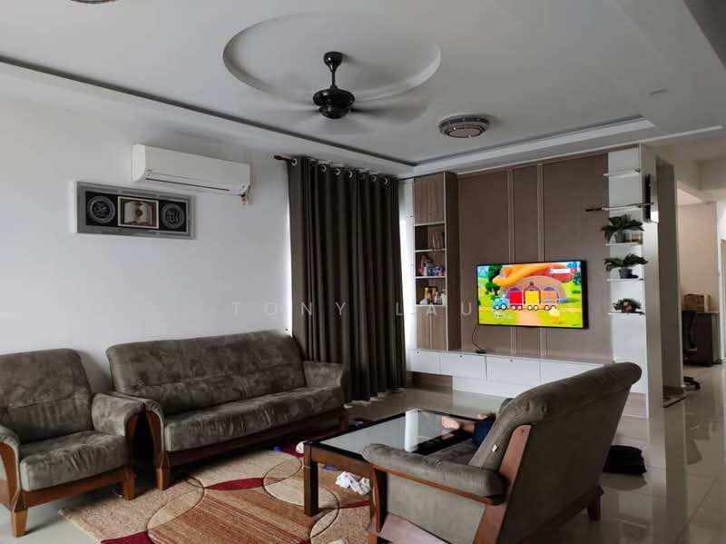 Rumah Teres 2 Tingkat untuk Dijual di Telok Panglima Garang (Selangor) - Tony Lau - Living Room - PropertyGuru.com.my