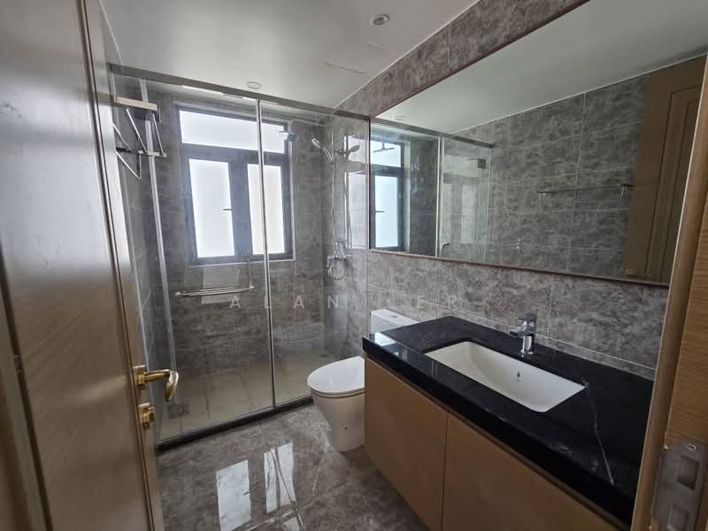 Kondominium untuk Dijual di R&F Princess Cove Phase 2-Seine Region - Alan Ler - Bathroom - PropertyGuru.com.my