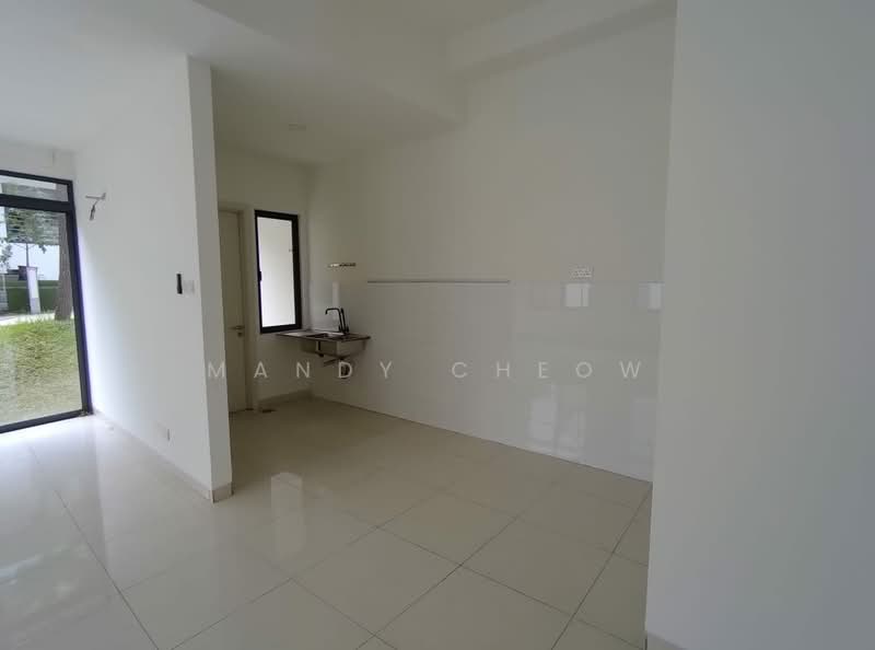 Bungalow for Rent in Rawang (Selangor) - Mandy Cheow - Kitchen - PropertyGuru.com.my