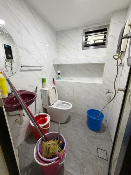 Rumah Teres 2 Tingkat untuk Disewa di Johor Bahru (Johor) - Ray Tung - Bathroom - PropertyGuru.com.my