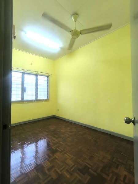 Rumah Teres 2 Tingkat untuk Disewa di Putra Heights (Subang Jaya) - Amy Oktavia - Bedroom - PropertyGuru.com.my