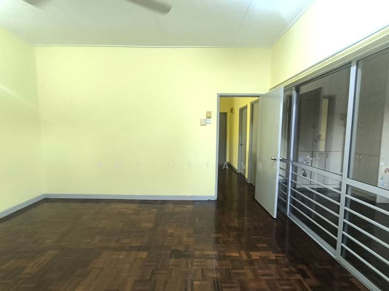 Rumah Teres 2 Tingkat untuk Disewa di Putra Heights (Subang Jaya) - Amy Oktavia - Living Room - PropertyGuru.com.my