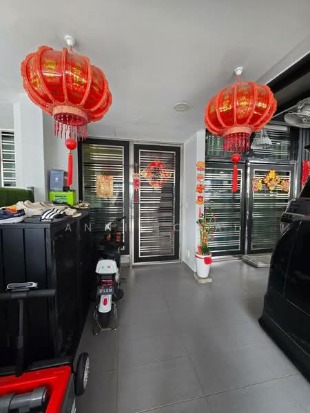 2-storey Terraced House for Sale in Bandar Seri Alam (Masai) - Annie Chai - Entrance - PropertyGuru.com.my