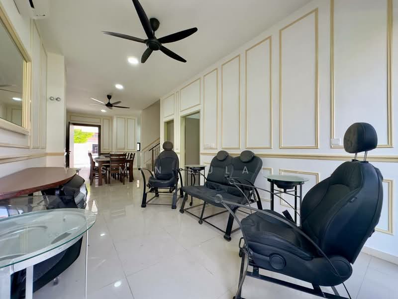 2-storey Terraced House for Sale in Sepang (Selangor) - Yasmin Sulaiman - Living Room - PropertyGuru.com.my