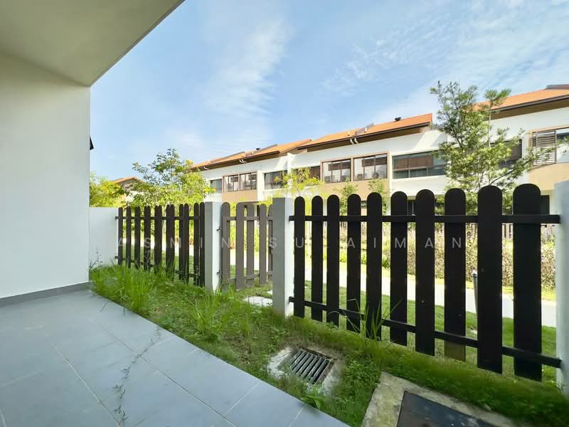 2-storey Terraced House for Sale in Sepang (Selangor) - Yasmin Sulaiman - Exterior - PropertyGuru.com.my