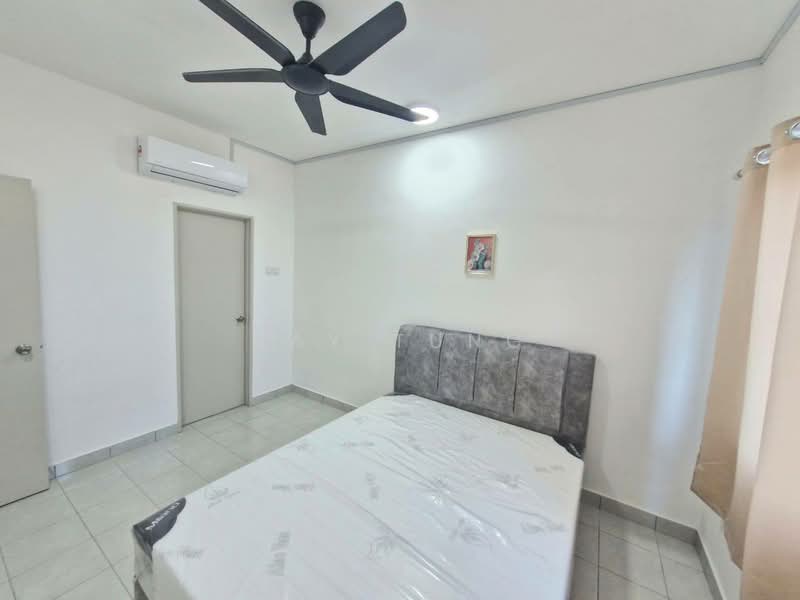 Service Residence for Sale at Residensi Taman Pelangi Indah - Ray Tung - Bedroom - PropertyGuru.com.my