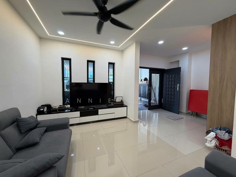 2-storey Terraced House for Sale in Masai (Johor) - Annie Chai - Living Room - PropertyGuru.com.my