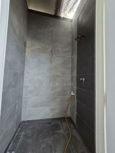 Bungalow for Sale in Bandar Bukit Mahkota (Bangi) - Mahirah . - Bathroom - PropertyGuru.com.my