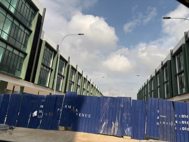 For Rent - Permas Avenue