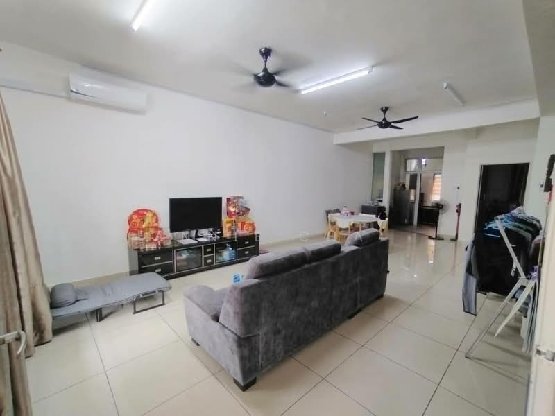 2-storey Terraced House for Sale in Taman Mutiara Rini (Skudai) - Annie Chai - Living Room - PropertyGuru.com.my
