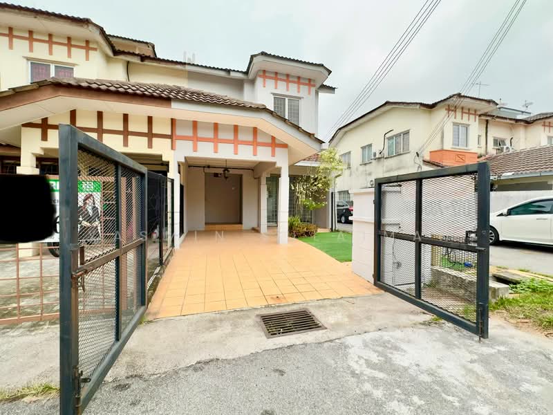 2-storey Terraced House for Sale in Sungai Buloh (Selangor) - Yasmin Sulaiman - Exterior - PropertyGuru.com.my